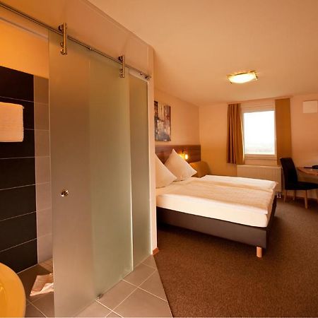 Astay Hotel Greding Eksteriør bilde